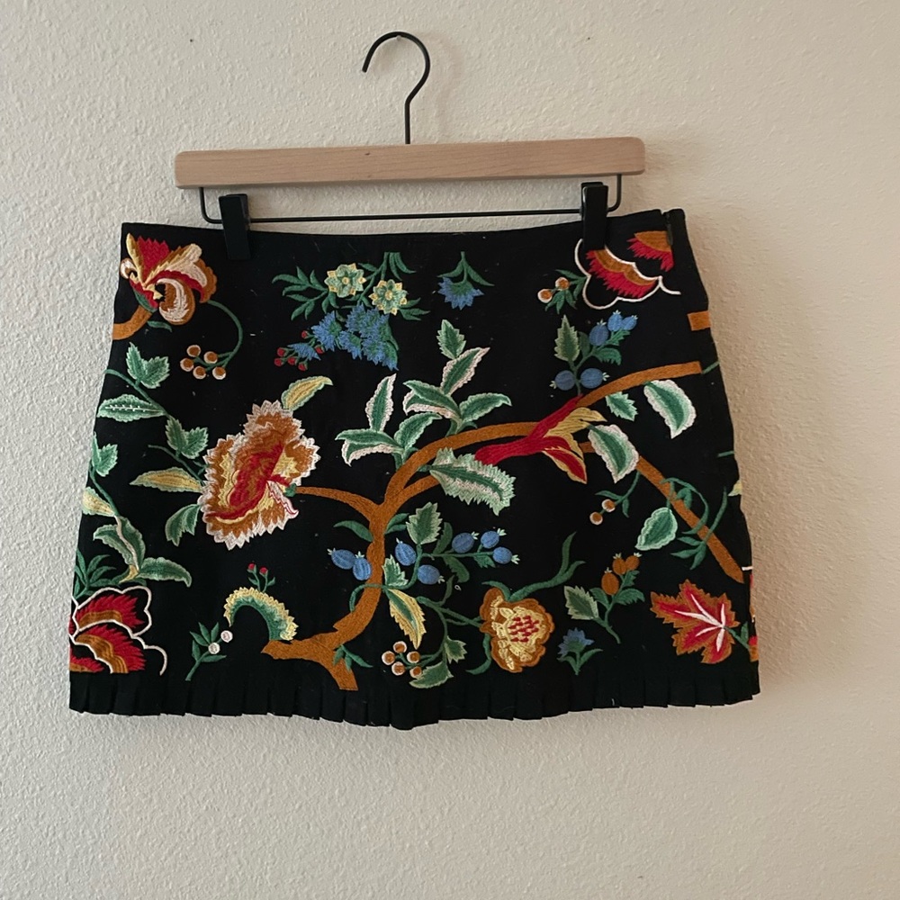 Floral Embroidered Mini Skirt